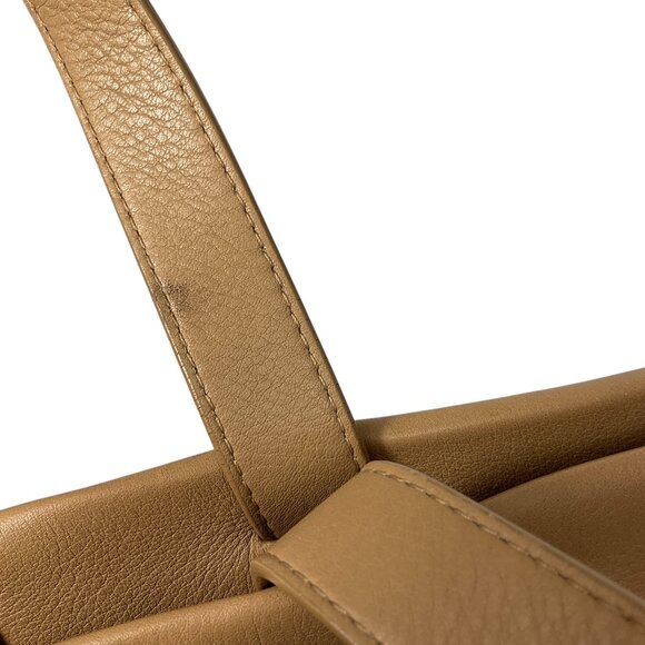 Mansur Gavriel Tan Tulipano Leather Shoulder Bag - Picture 12 of 15